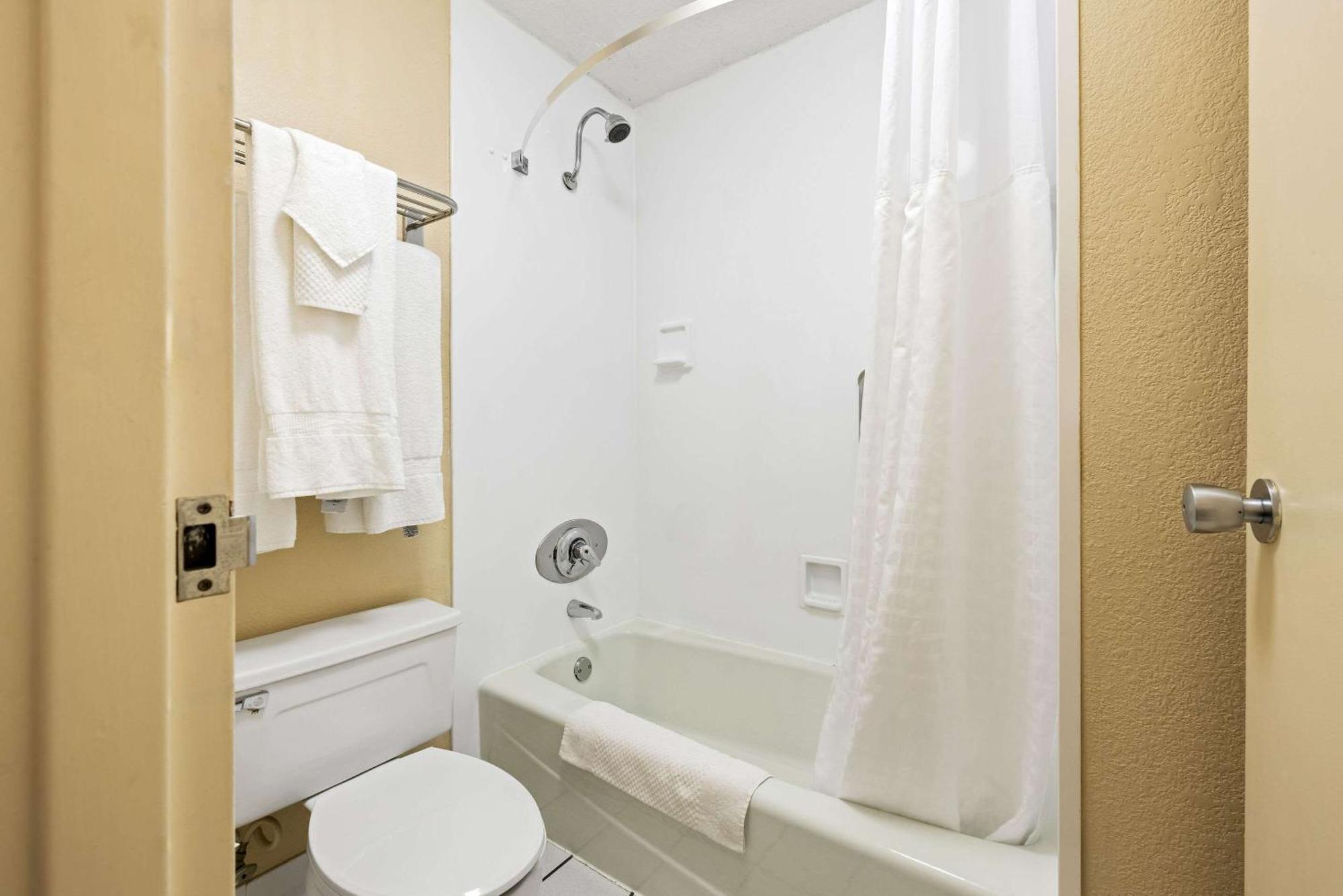 Quality Inn Морган-Сіті Екстер'єр фото